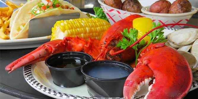Lobster & Chowder House Slider-2