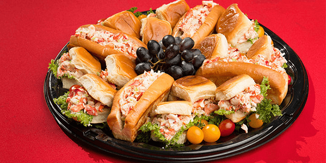 Roll'n Lobster Food Truck Slider-5